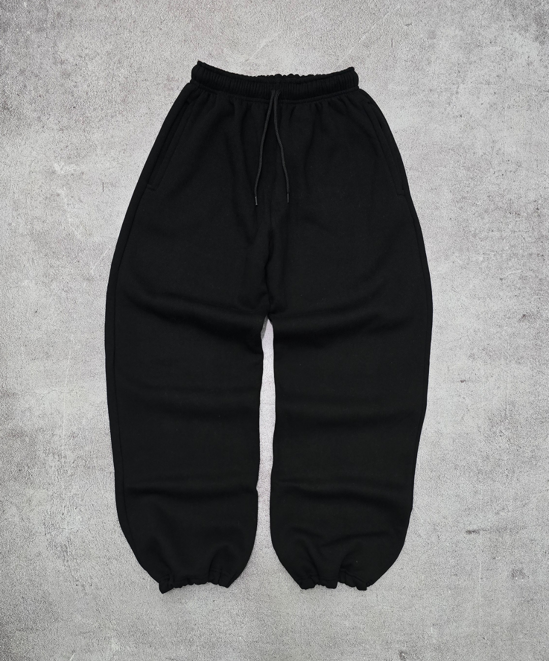 jogging baggy negro frisado c/ regulador jogging baggy negro frisado c/ regulador