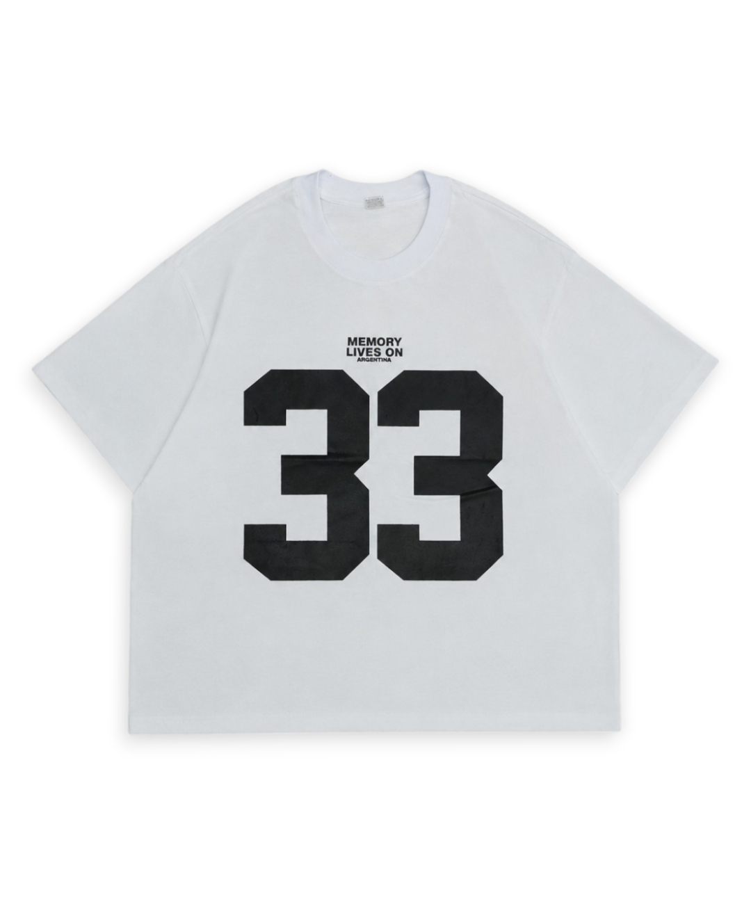 remera boxy '33' blanco
